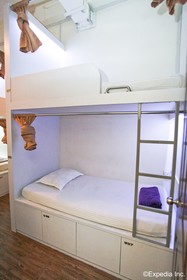Pillow Talk Hostel