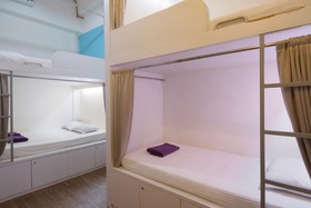 Pillow Talk Hostel