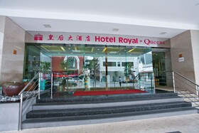 Royal at Queens