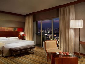 Swissôtel The Stamford