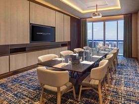 Swissôtel The Stamford