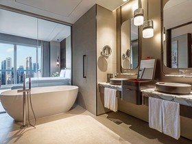 Swissôtel The Stamford