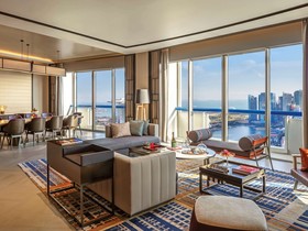 Swissôtel The Stamford