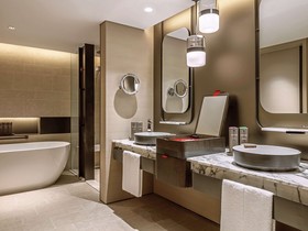 Swissôtel The Stamford