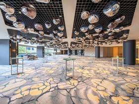 Swissôtel The Stamford