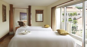 Swissôtel The Stamford