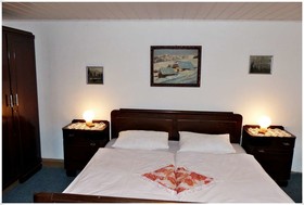Zotlar House