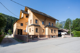 Berghi Hotel and Apartments