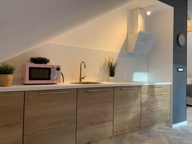 Pine Tree Holiday House