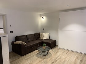 Pine Tree Holiday House