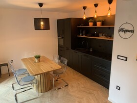 Pine Tree Holiday House