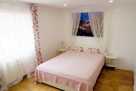 Holiday Rooms & Apartments - Rosy Garden