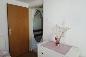 Holiday Rooms & Apartments - Rosy Garden