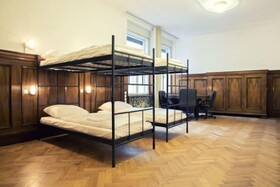 Hostel Tresor