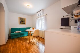 Kavon Apartments