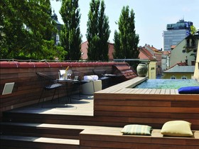 Vander Urbani Resort