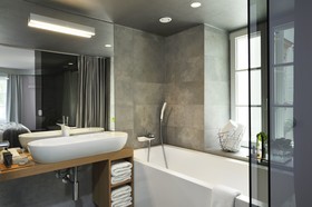 Vander Urbani Resort