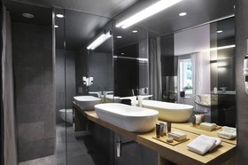 Vander Urbani Resort
