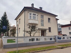 Vila Teslova