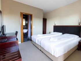 365 Hotel