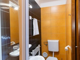 365 Hotel