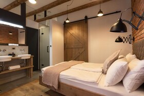 Gentry11 Rooms And More