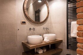 Gentry11 Rooms And More