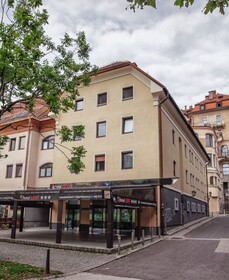 Lent Hotel