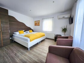 Mlada Lipa Guesthouse