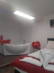 Panda Rooms