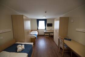 S Hotel & Restaurant S