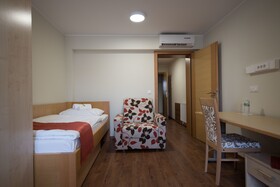 S Hotel & Restaurant S