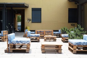 S Hotel & Restaurant S