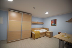 S Hotel & Restaurant S