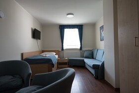 S Hotel & Restaurant S