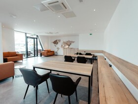 Sleepover Hostel