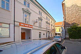 Youth Hostel Uni