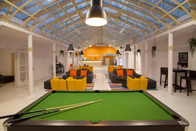 Youth Hostel Uni