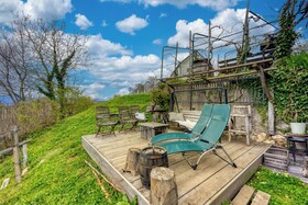 Vineyard Cottage Vercek