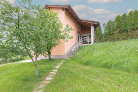 Farm House Na Meji