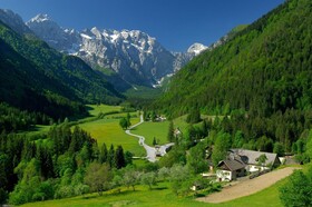 Farmhouse Stiftar