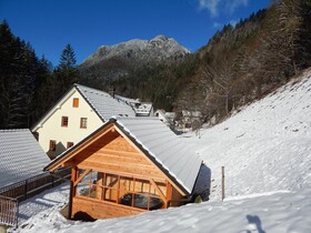 Farmhouse Stiftar