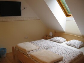 Farmhouse Stiftar