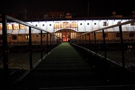 Botel Marina