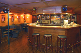 Botel Marina
