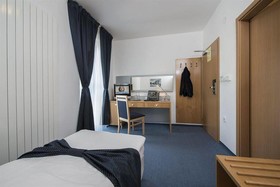 Felicity Garni Hotel