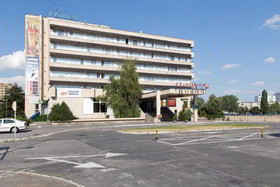Hotel Junior