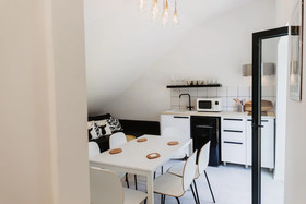 Street Food Possonium Apartments