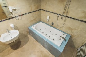 Muza Garni Hotel