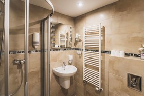Muza Garni Hotel
